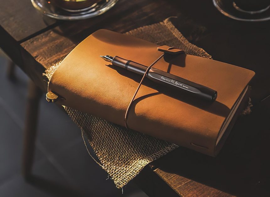 情緒日記：用書寫整理混亂的內心，從覺察情緒、命名感受到釋放壓力，一本筆記本的心理療癒練習